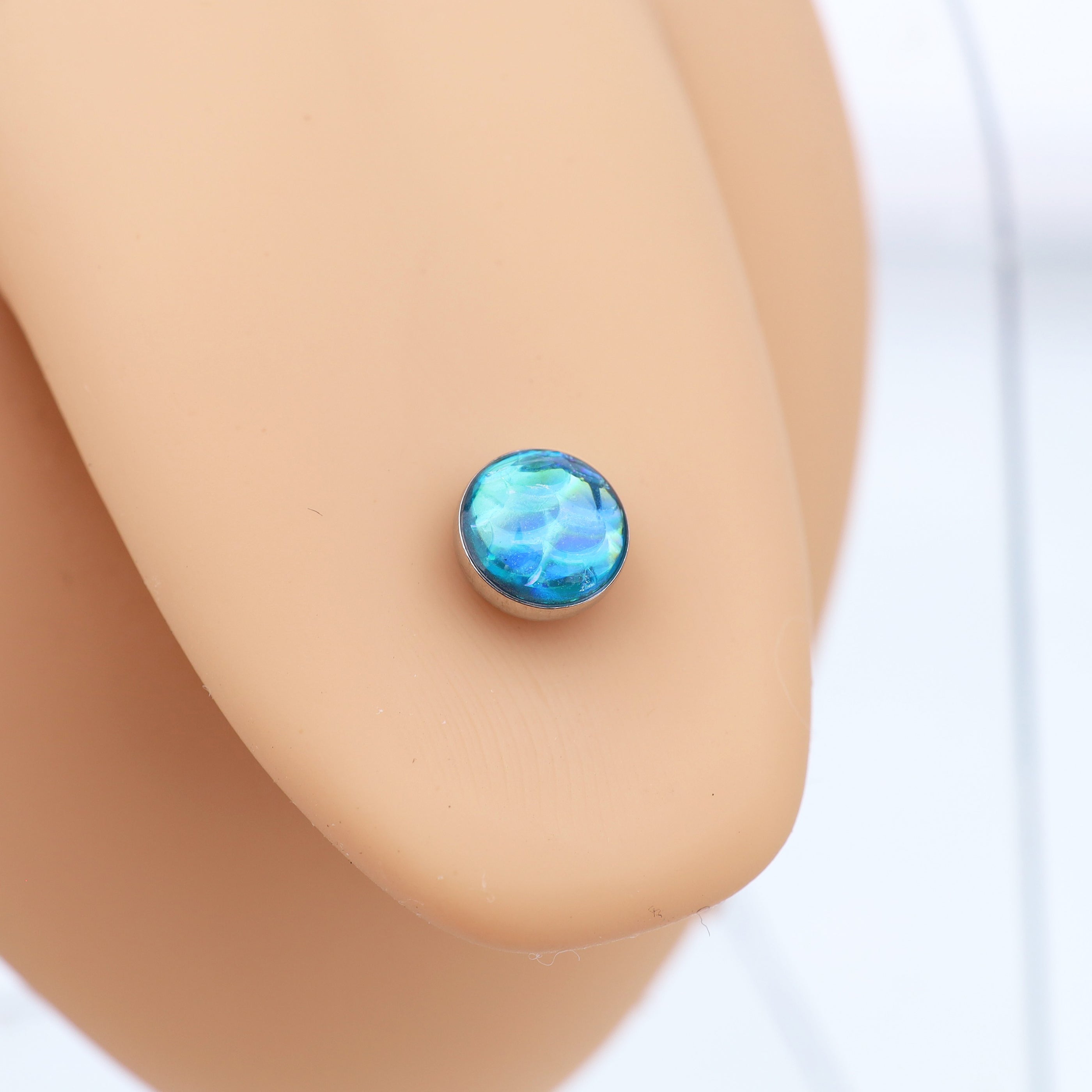 Fish Scale Resin Oil Slick stainless steel tongue stud