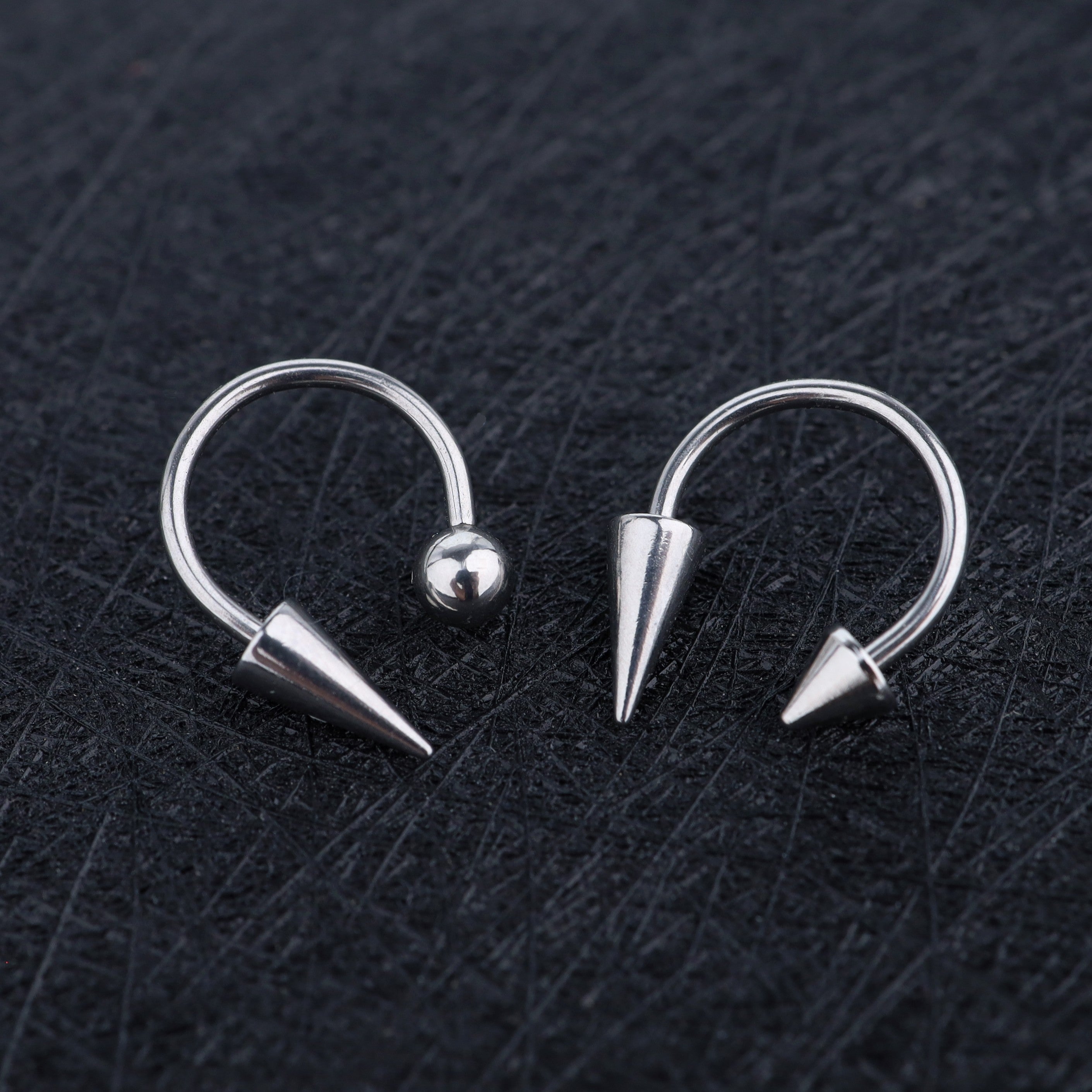 Spike and Ball Ends Horseshoe Lip Ring