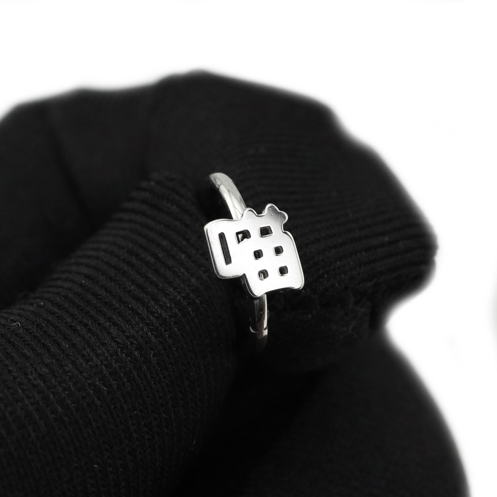 Text Engraved tainless steel Lip Ring ph1