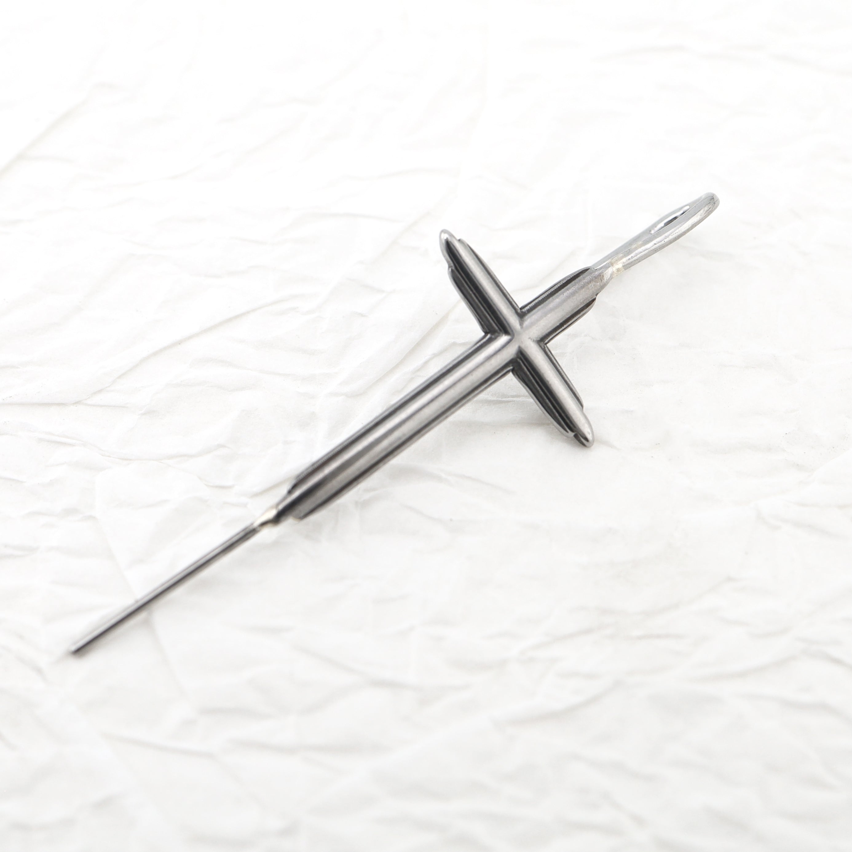 Single Ear Cross tainless steel Ear Climber ph1