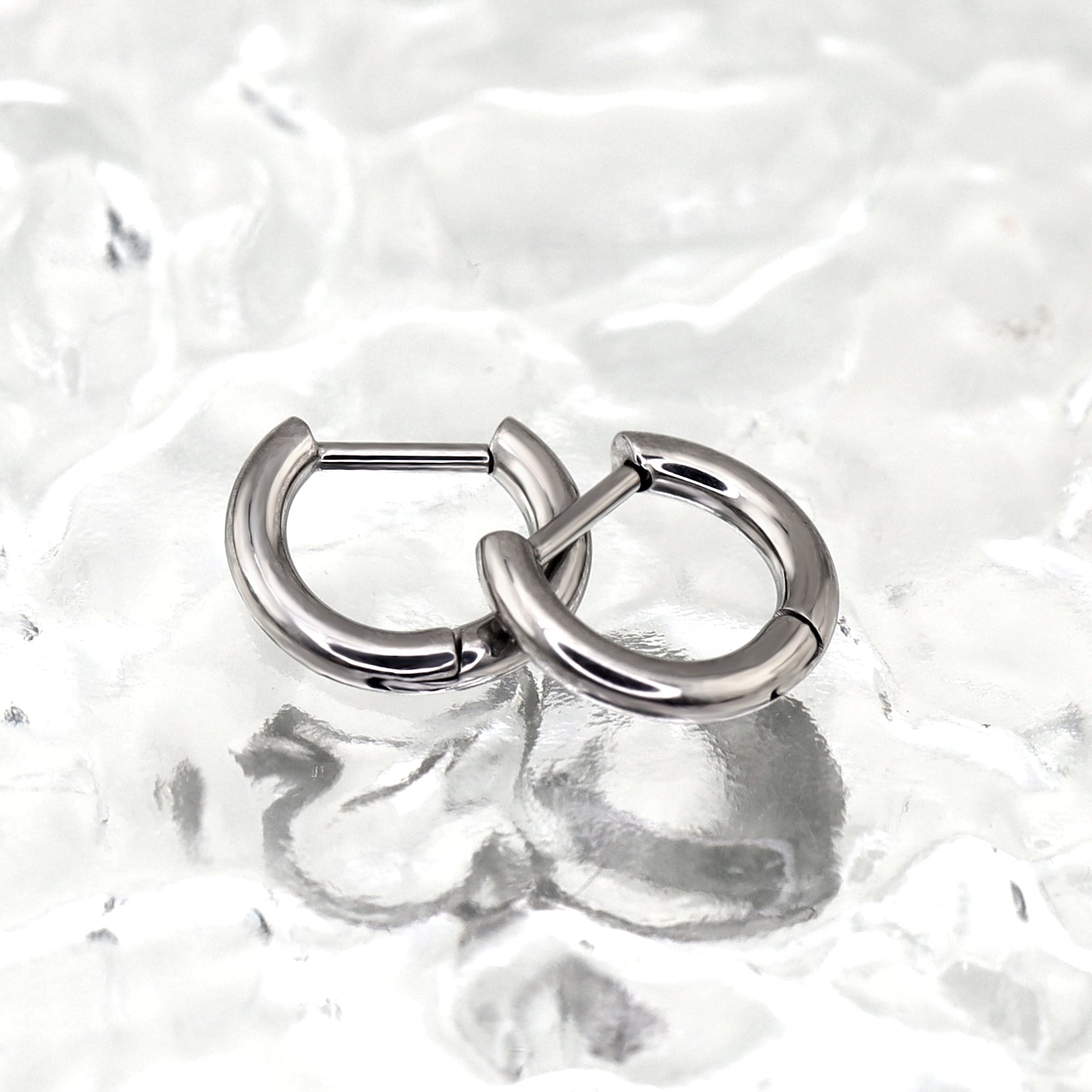 Straight Pin Titanium Segment Hoop ph1