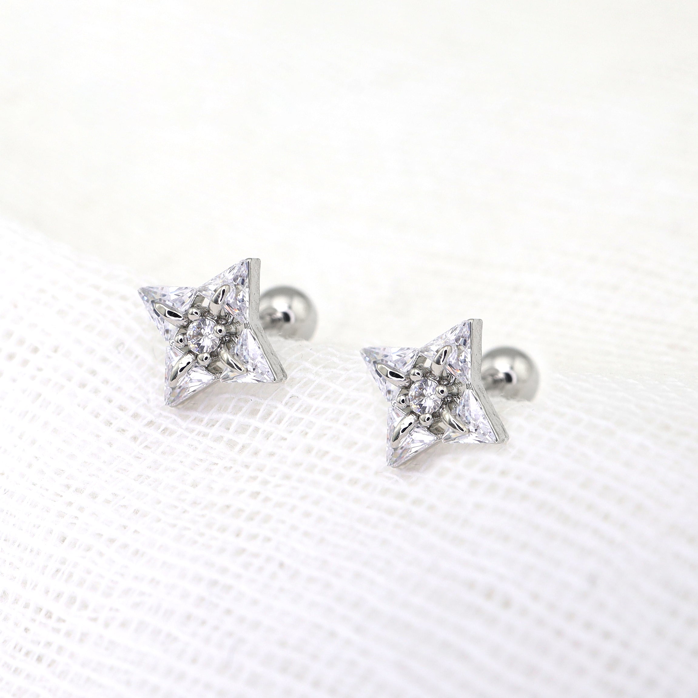 Four-Point Star CZ Thin Gauge Ear Studs ph1