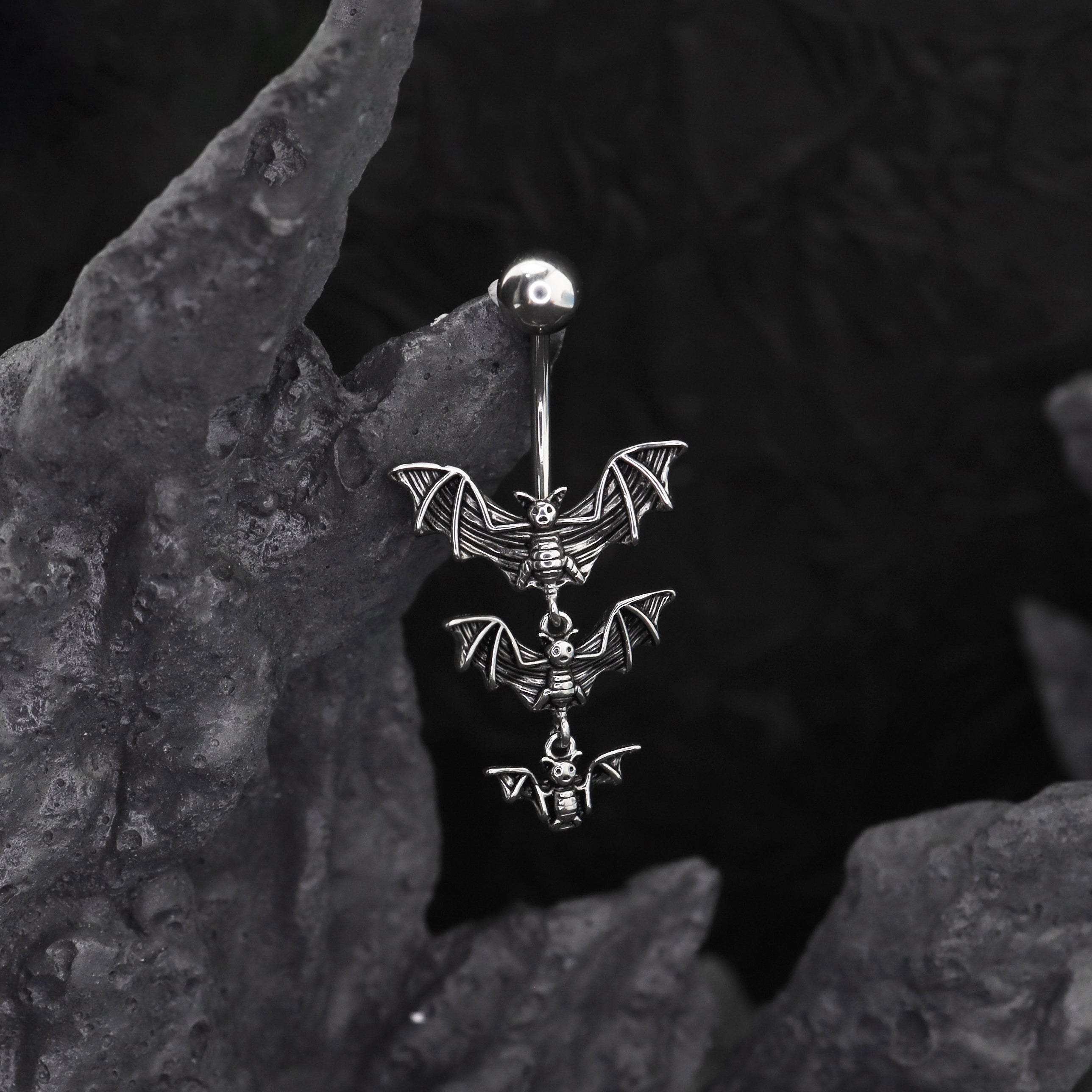 Triple Bat Design Navel Ring ph1