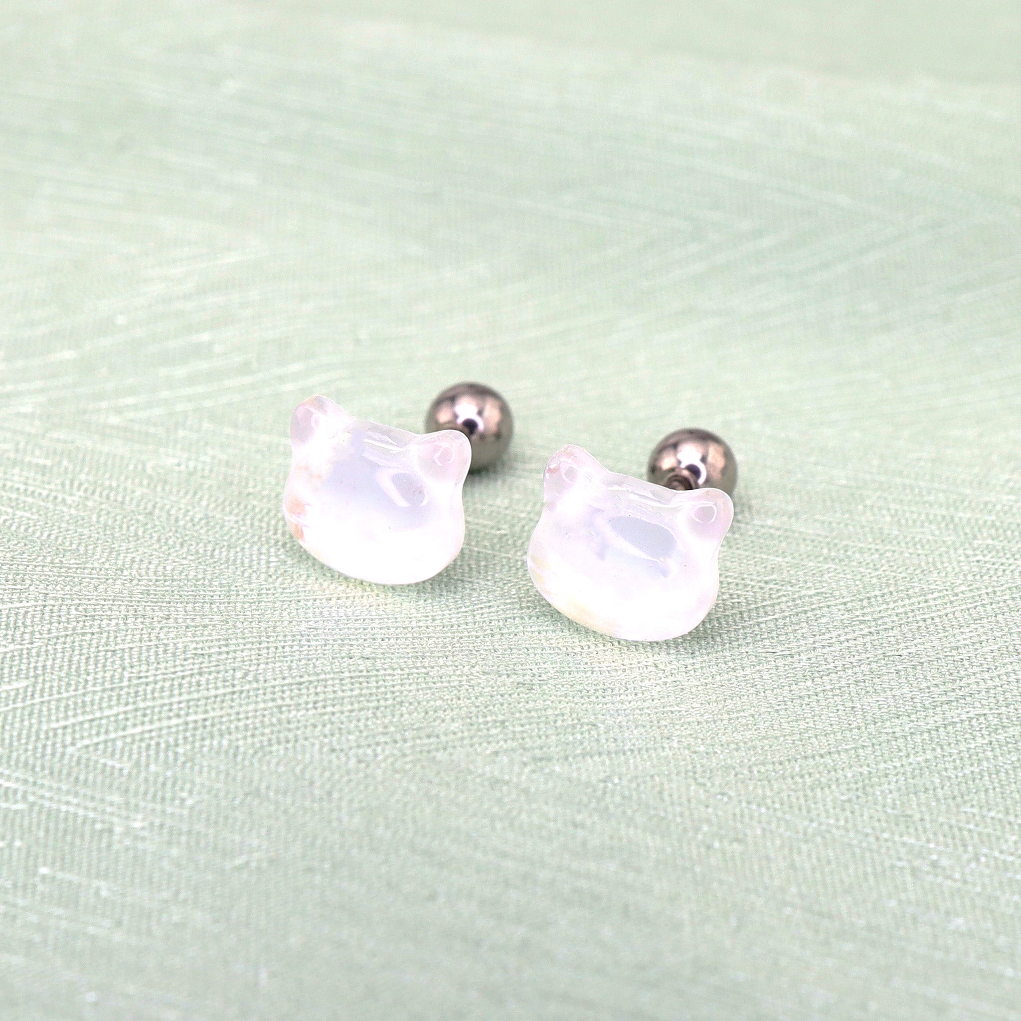 White Jelly Cat stainless steel Ear Studs ph1