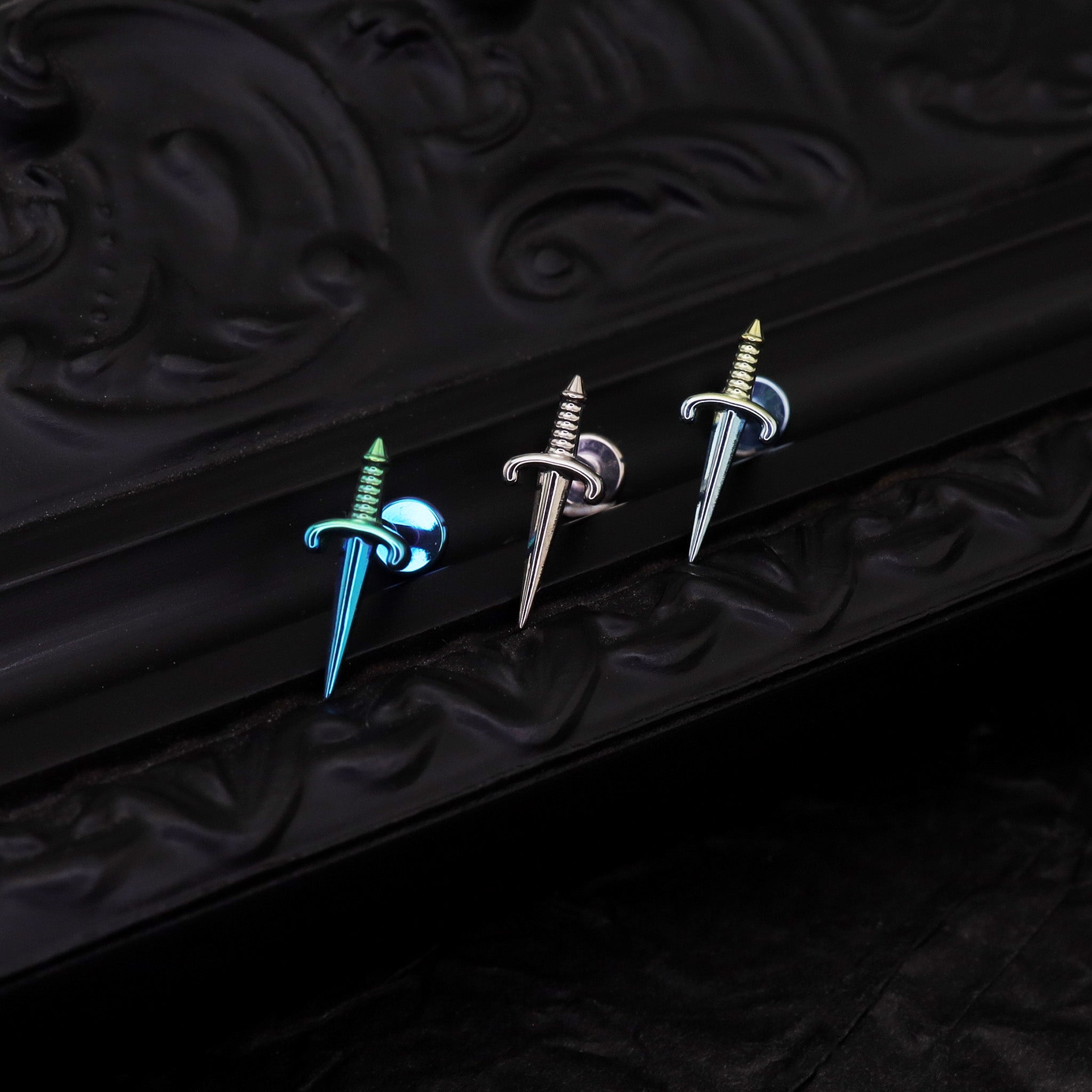 Dagger Internally Threaded Titanium Studs ph1