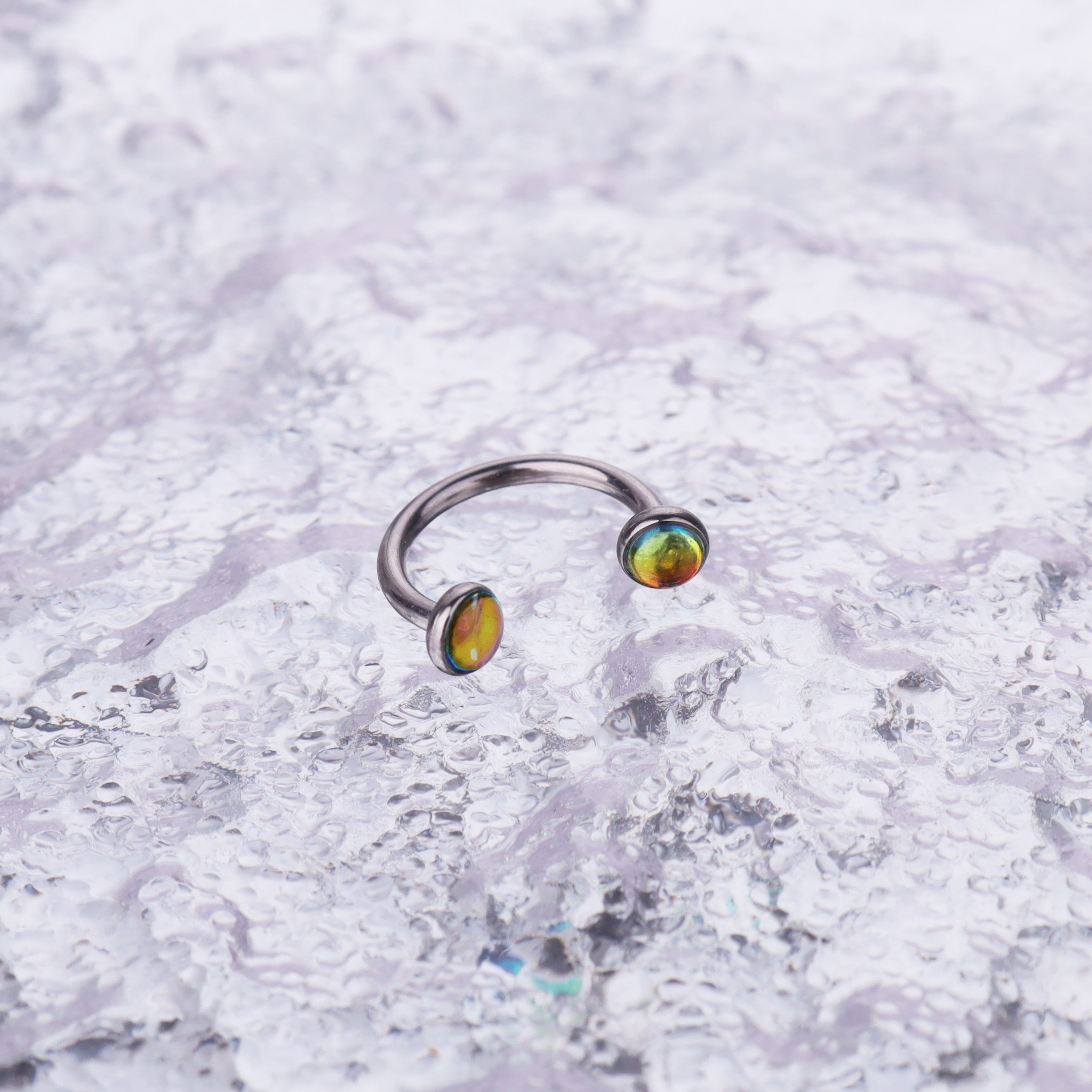 Dreamy Oil Resin Horseshoe Ring