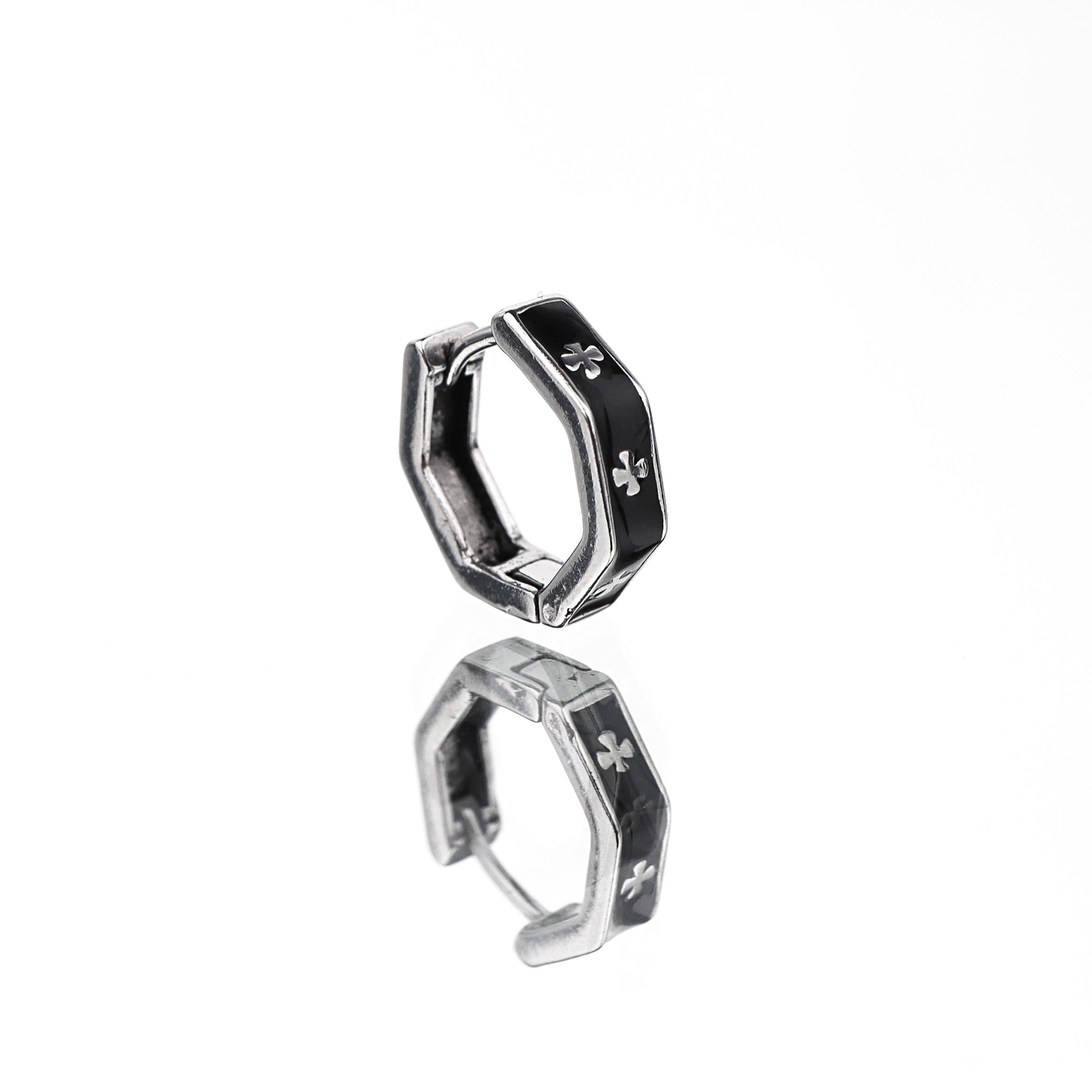 オイルスリッククロスステンレススチールイヤリング