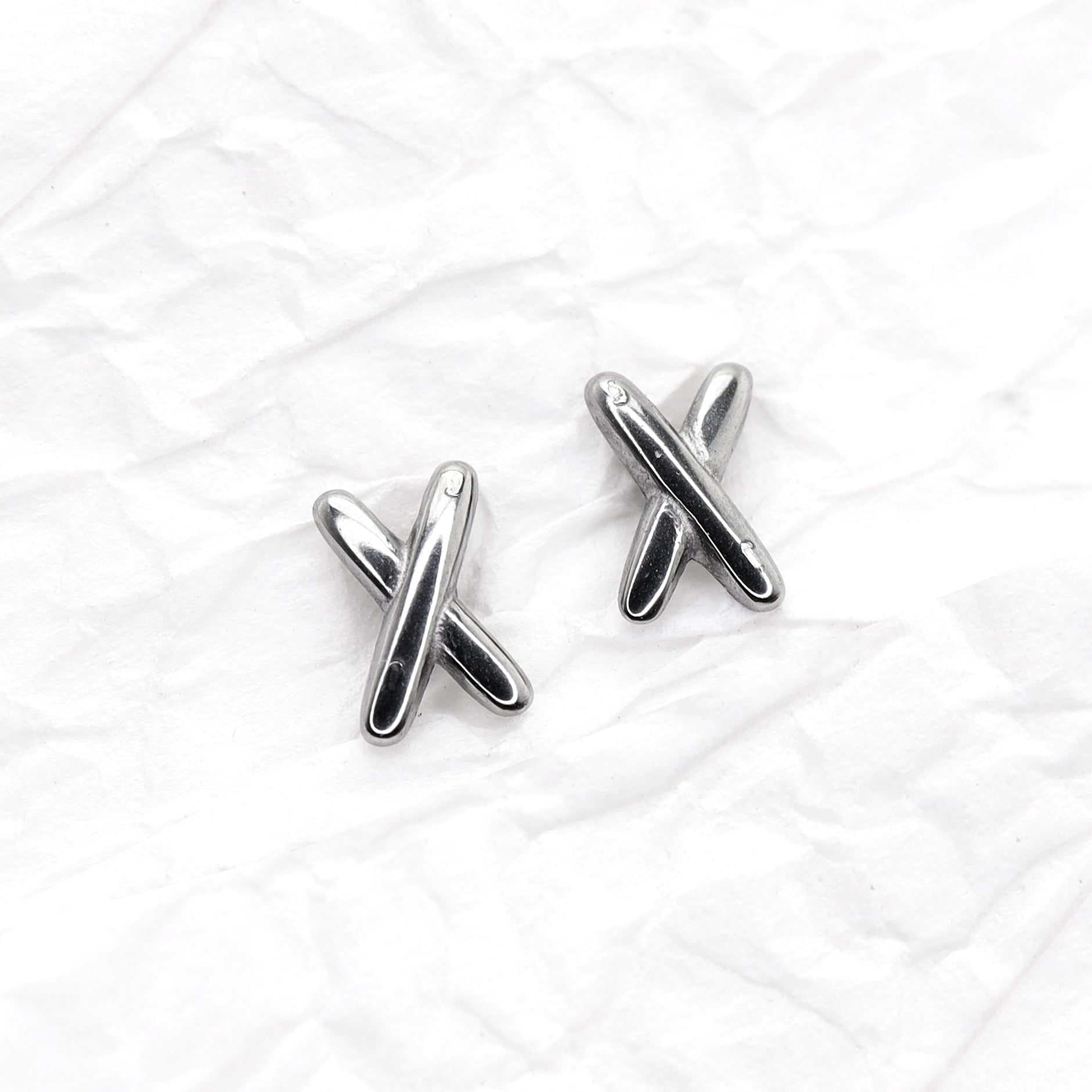 "X" Design stainless steel Ear Studs ph1