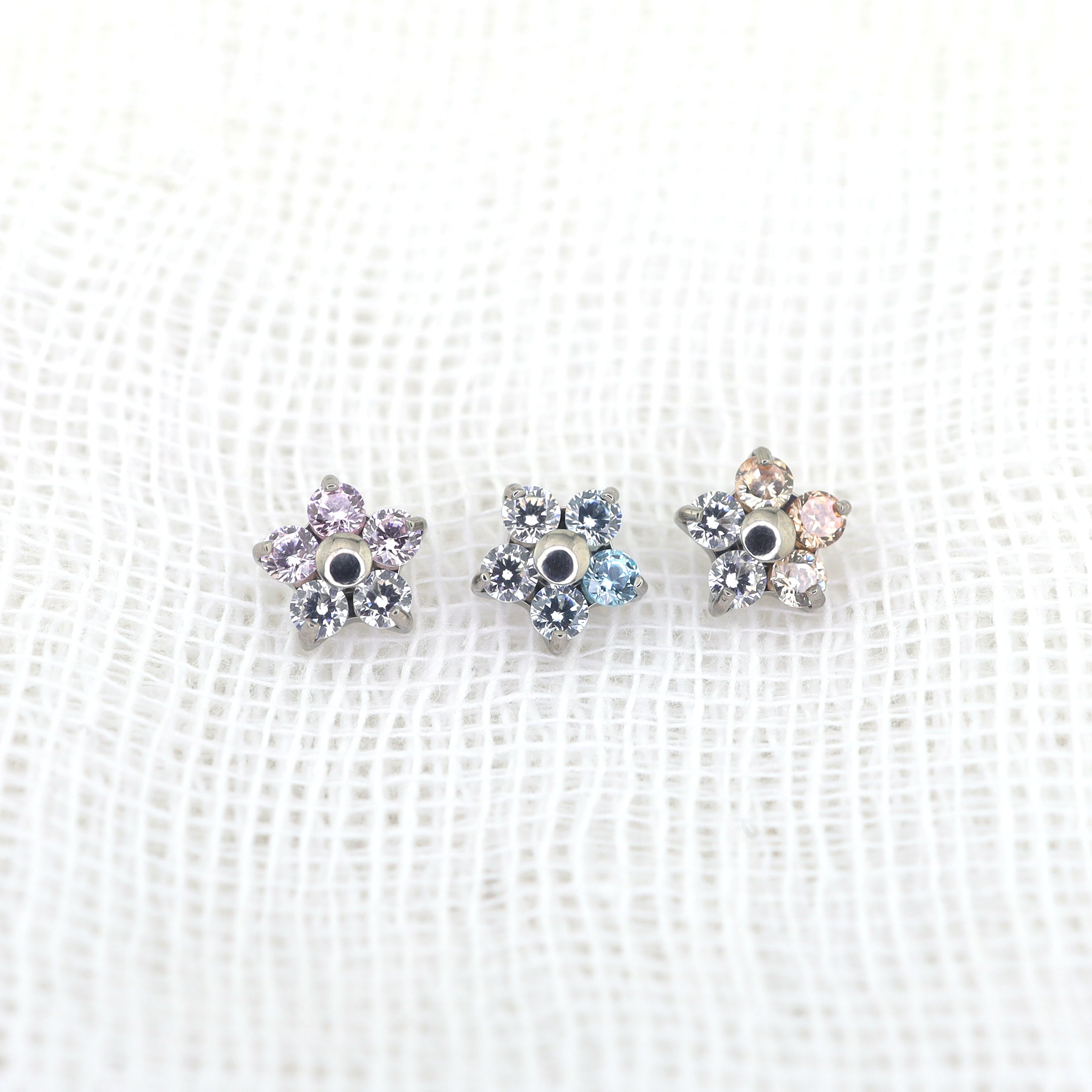 Floral CZ Internally Threaded Titanium Stud ph1