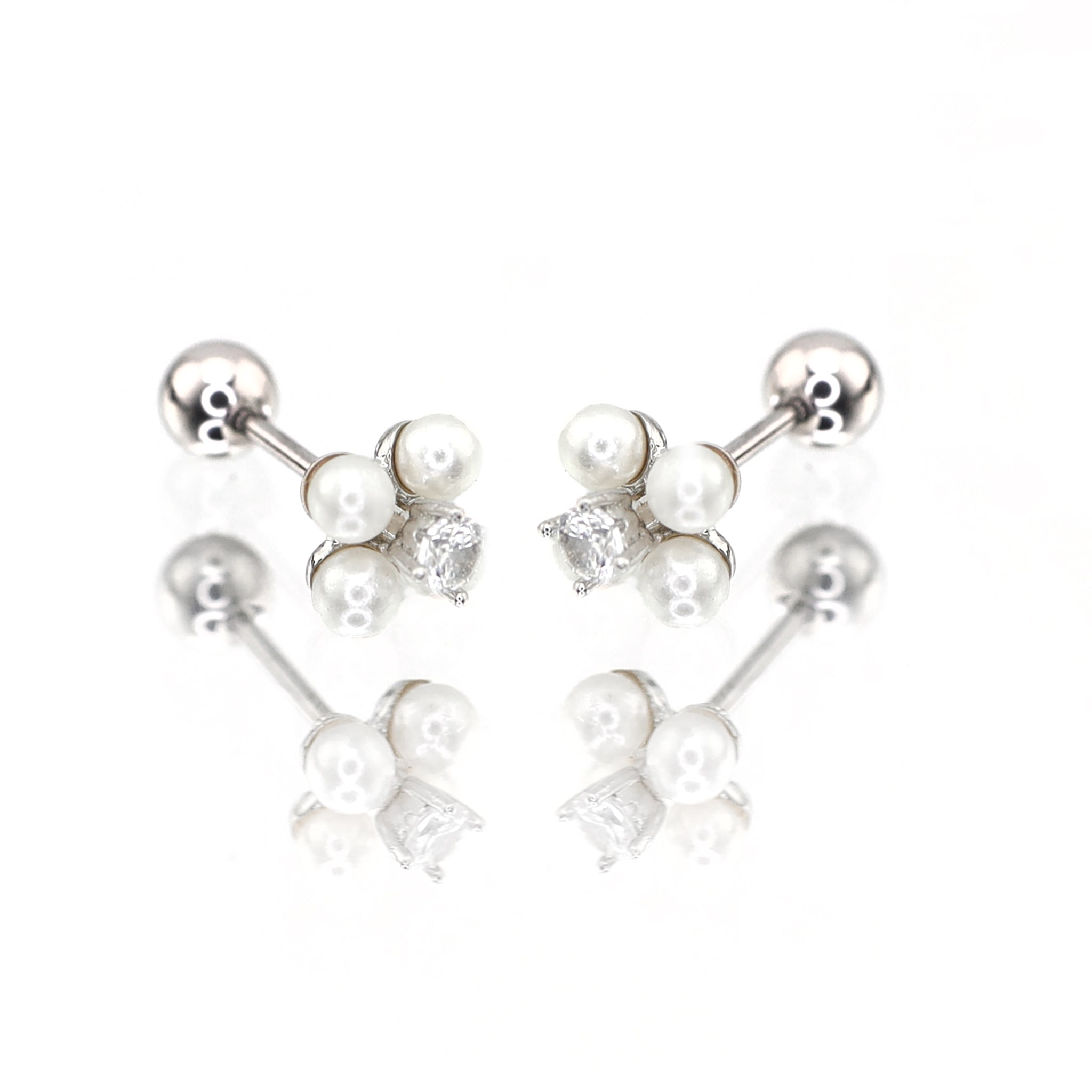 Pearl & Clover stainless steel Ear Studs ph1